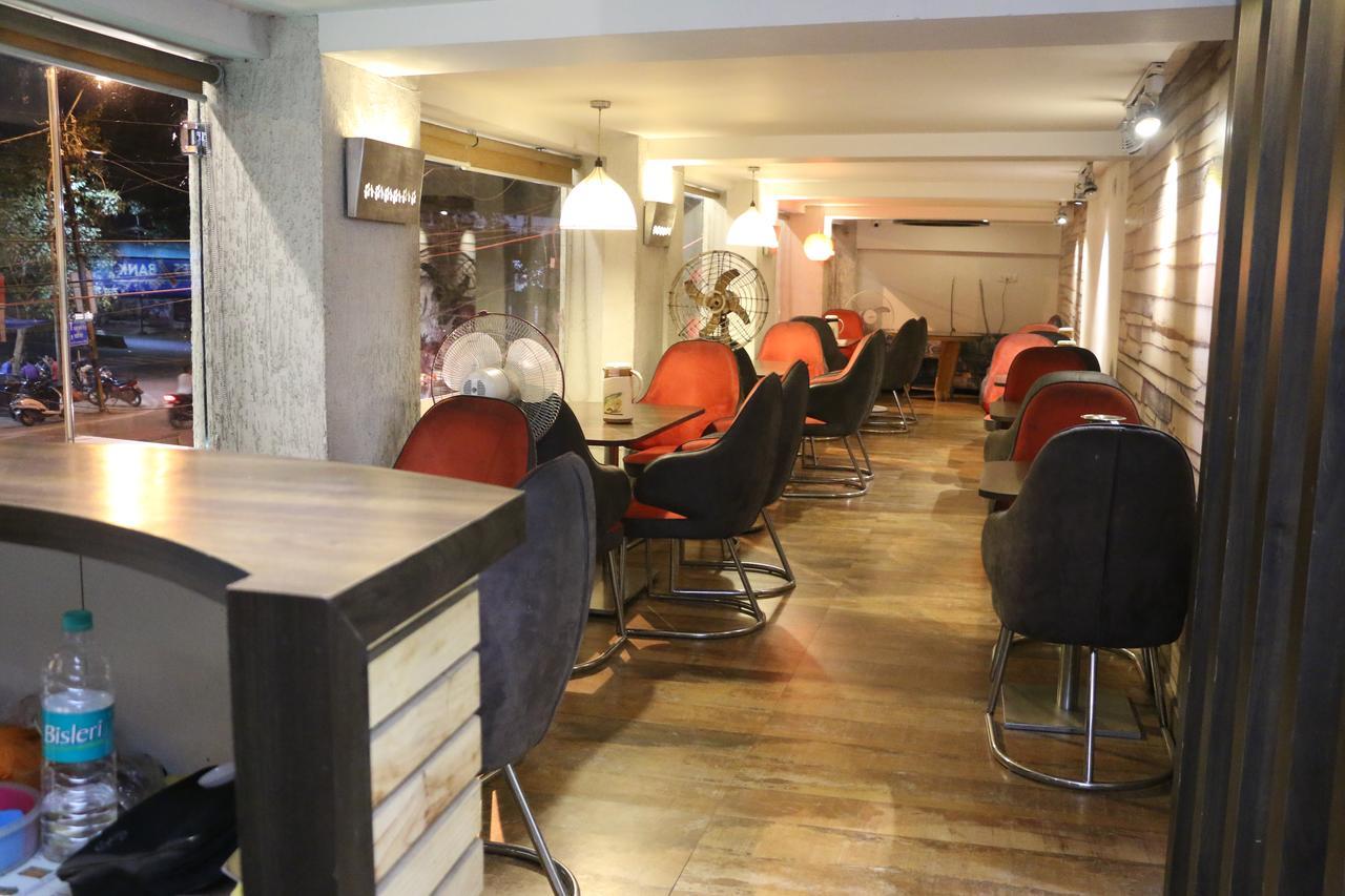 Hotel Shalimar Deluxe Bhopál Kültér fotó