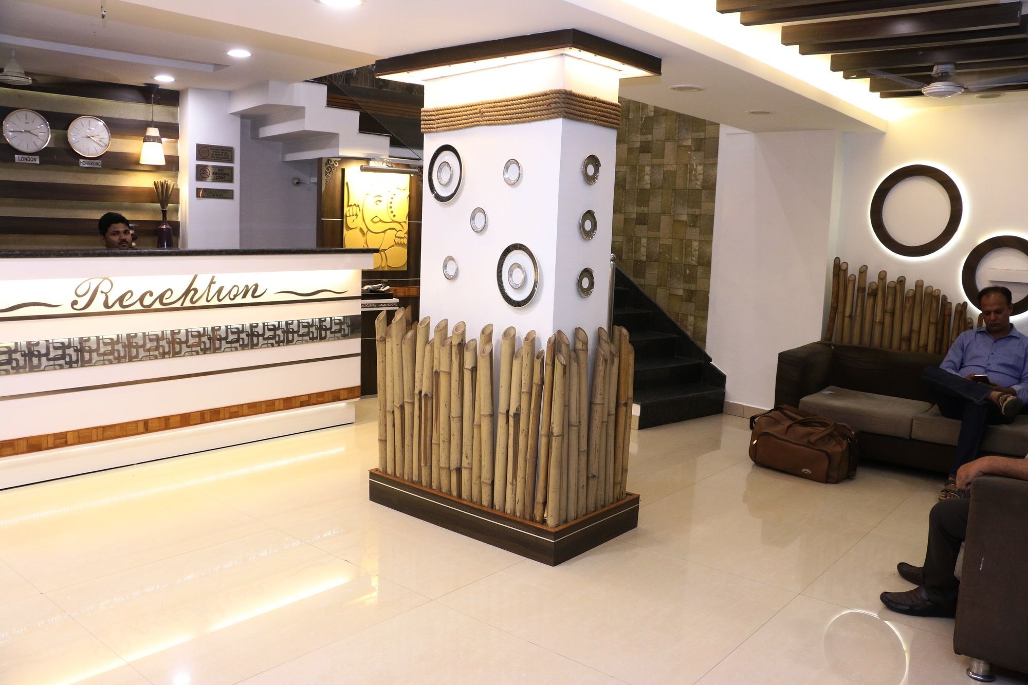 Hotel Shalimar Deluxe Bhopál Kültér fotó