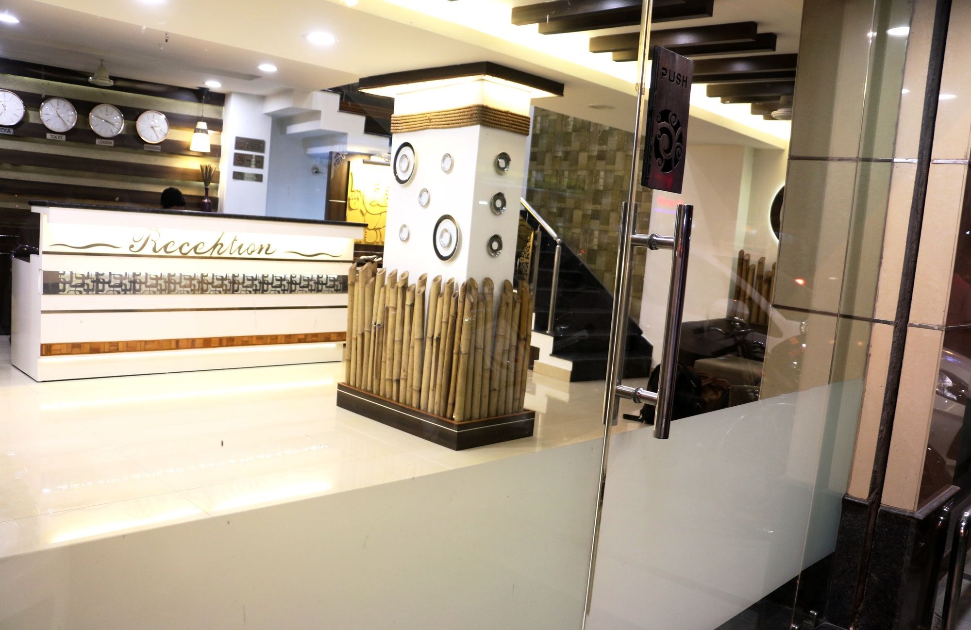 Hotel Shalimar Deluxe Bhopál Kültér fotó